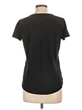 Lululemon Athletica Short Sleeve T-Shirt (view 2)