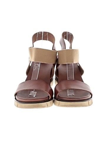 Mia Wedges (view 2)