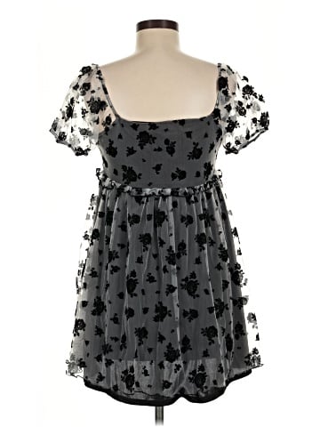 Forever 21 Cocktail Dress (view 2)