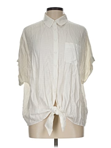 New Look Short Sleeve Button-Down Shirt (view 1)