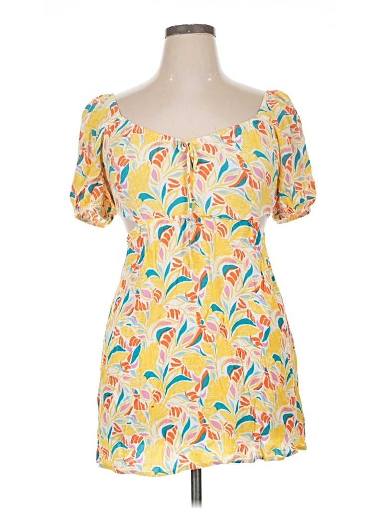 Pre-owned Bebop Casual Dress In Yellow