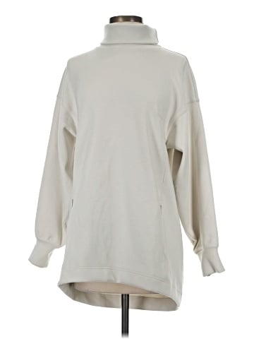 Lululemon Athletica Sweatshirt (view 1)