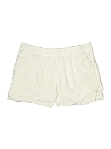 Gap Shorts (view 1)