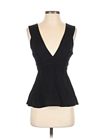 Trouve Sleeveless T-Shirt (view 1)