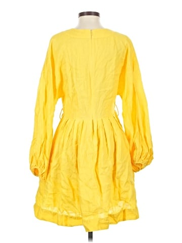 Banana Republic Casual Dress (view 2)