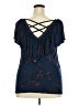 Torrid Blue Short Sleeve T-Shirt Size 2X Plus (2) - photo 2