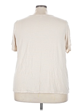 LUXE Short Sleeve Turtleneck (view 2)