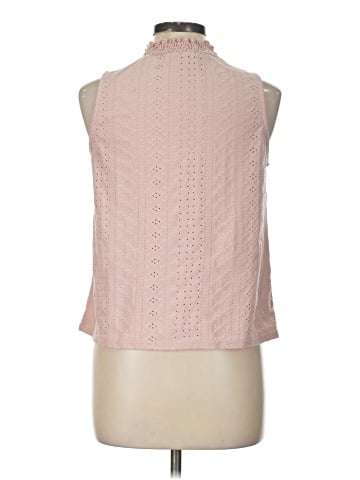 W5 Sleeveless Blouse (view 2)