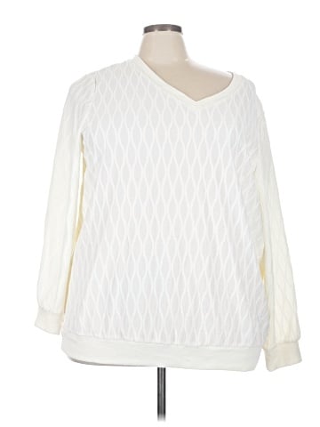 BLOOMCHIC Pullover Sweater (view 1)