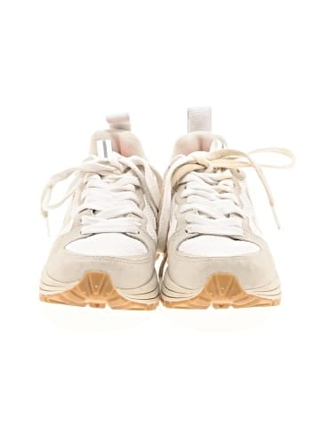 VEJA Sneakers (view 2)