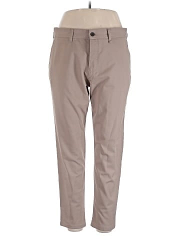 Zara Khakis (view 1)
