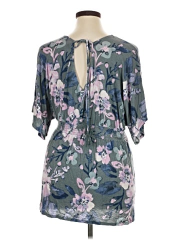 Jessica Simpson Short Sleeve Top (view 2)