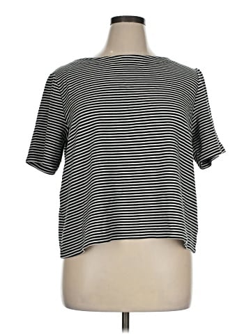 Gap Short Sleeve Top (view 1)
