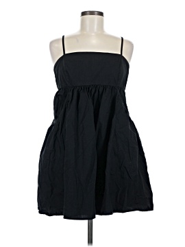Urban Outfitters Casual Dress (view 1)