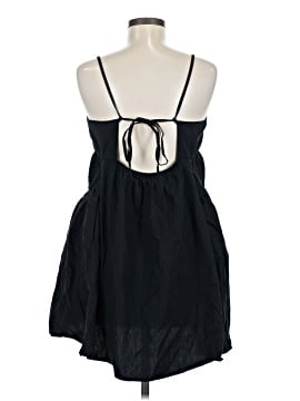 Urban Outfitters Casual Dress (view 2)