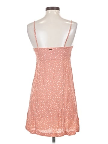 Beach Bunny Casual Dress (view 2)