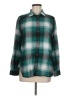 American Eagle Outfitters Plaid Green Long Sleeve Button-Down Shirt Size M - photo 1