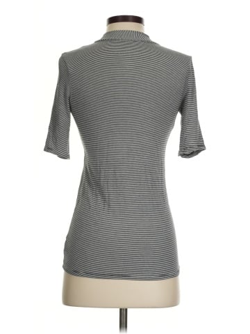 American Eagle Outfitters Short Sleeve Top (view 2)