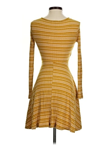 Alya Casual Dress (view 2)