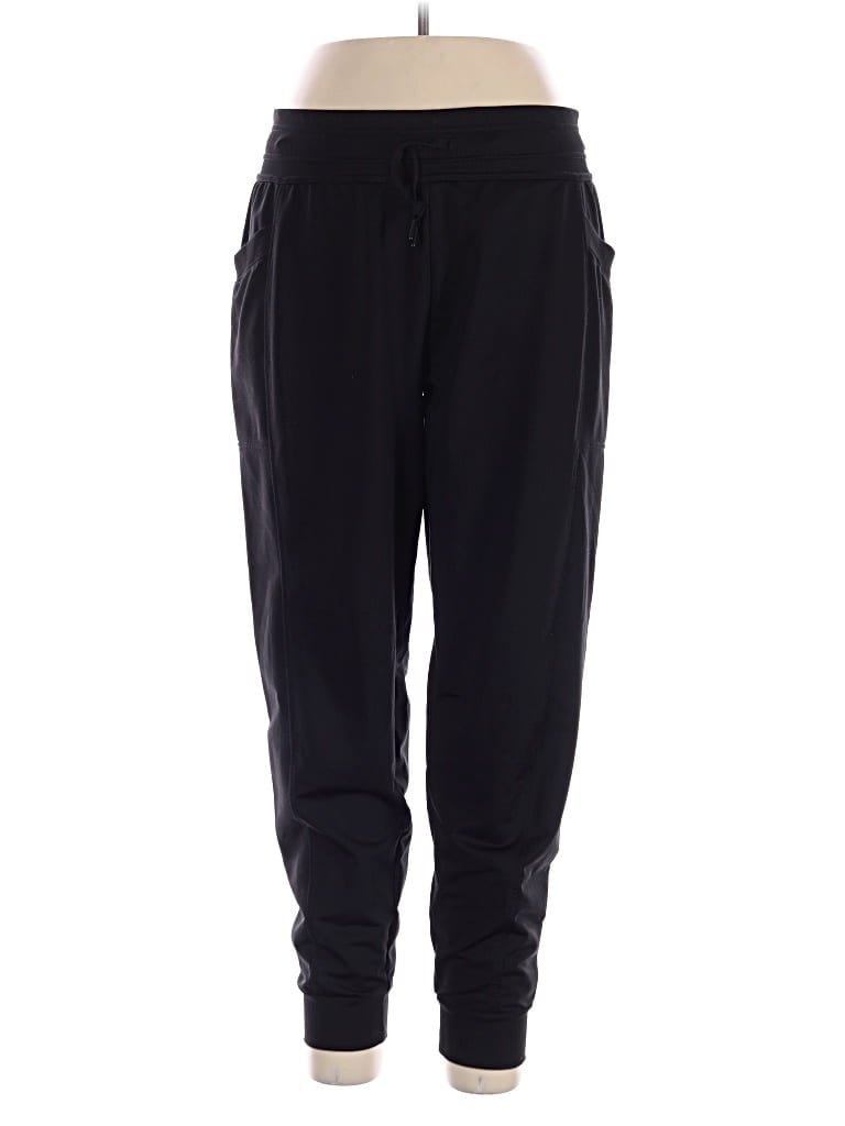 Pre-owned 32 Degrees Casual Pants In Black