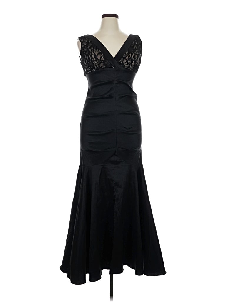 Pre-owned R & M Richards Cocktail Dress In Black