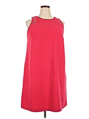 Julia Jordan Casual Dress (view 1)