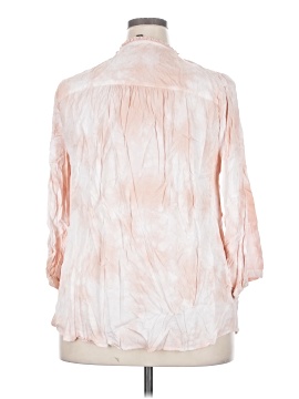 Torrid 3/4 Sleeve Blouse (view 2)