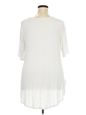 Torrid Short Sleeve T-Shirt (view 2)