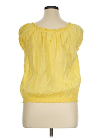 Sophie Max Sleeveless Blouse (view 2)