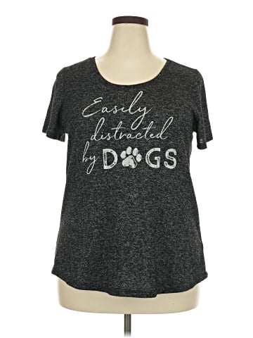 Maurices Short Sleeve T-Shirt (view 1)