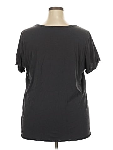 Torrid Short Sleeve T-Shirt (view 2)