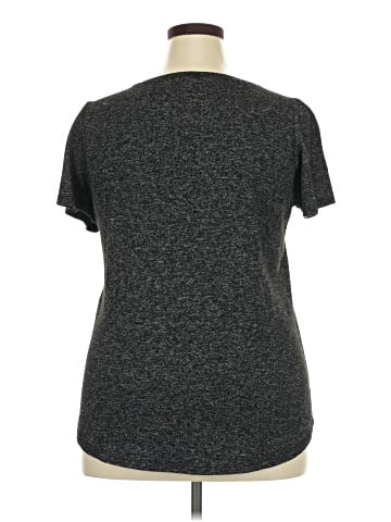 Maurices Short Sleeve T-Shirt (view 2)
