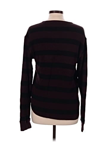 American Eagle Outfitters Pullover Sweater (view 2)