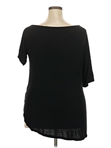Torrid Short Sleeve T-Shirt (view 2)