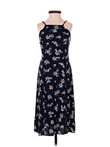 Xhilaration Casual Dress (view 1)