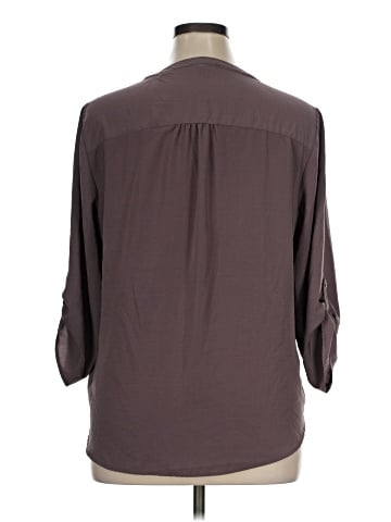 Maurices 3/4 Sleeve Blouse (view 2)