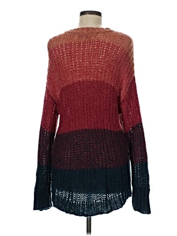 American Eagle Outfitters Pullover Sweater (view 2)