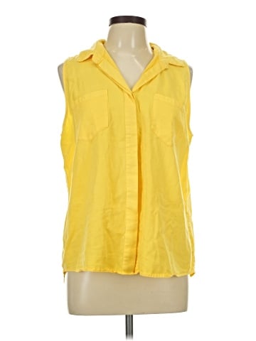 Velvet Heart Sleeveless Button-Down Shirt (view 1)
