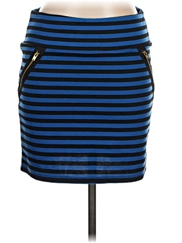 Xhilaration Casual Skirt (view 1)