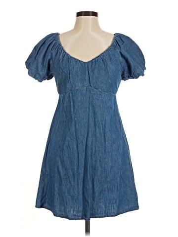 Old Navy Casual Dress (view 1)