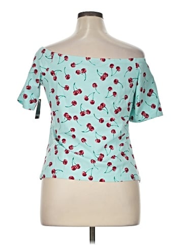 Retro Chic by Torrid Short Sleeve Top (view 2)