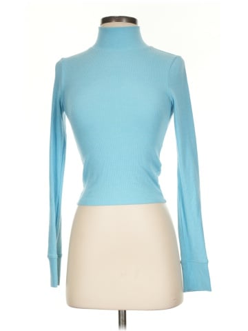 American Eagle Outfitters Long Sleeve Turtleneck (view 1)