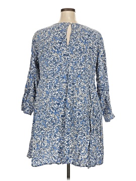 Old Navy Casual Dress (view 2)