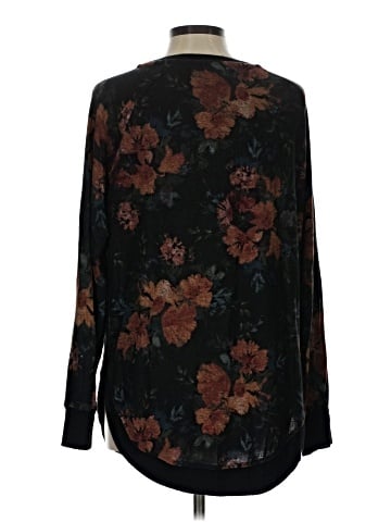 Maurices Long Sleeve T-Shirt (view 2)