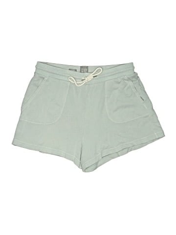 Gap Shorts (view 1)