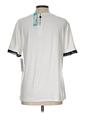 Socialite Short Sleeve T-Shirt (view 2)