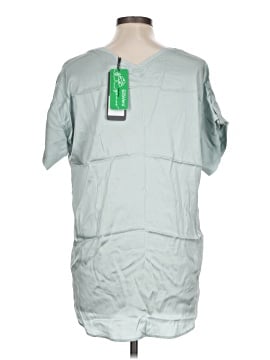 Lyssé Short Sleeve Blouse (view 2)
