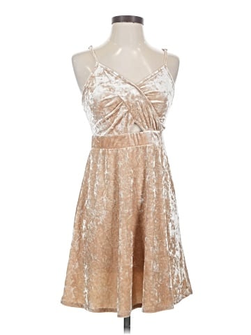 Xhilaration Cocktail Dress (view 1)