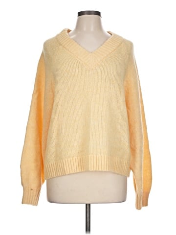 Old Navy Pullover Sweater (view 1)