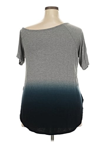 Torrid Short Sleeve T-Shirt (view 2)